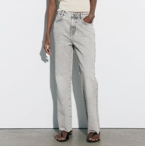 Zara High Waisted Straight leg Jeans